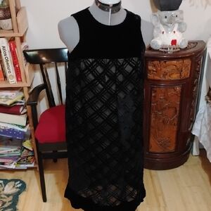 Elegant Black Lace Midi Dress